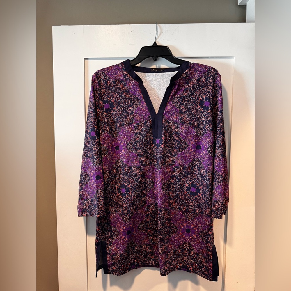 J. McLaughlin Navy and White Tunic